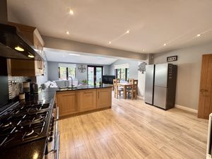 Photo 14- click for photo gallery